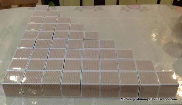 Montessori Mathematics Golden Thousand Cubes 45